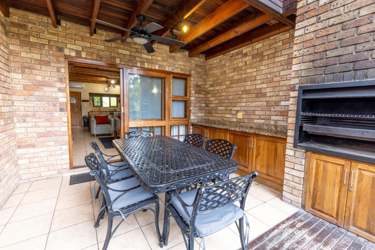 Legend Safaris 257A - In Kruger Park Lodge Хейзивью Экстерьер фото